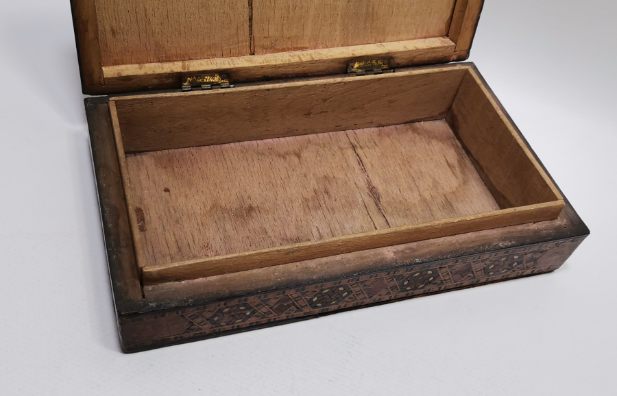 OSMANLI DÖNEMİ MARKÜTERİ İŞÇİLİKLİ ÖZEL YAPIM SİLAH KUTUSU