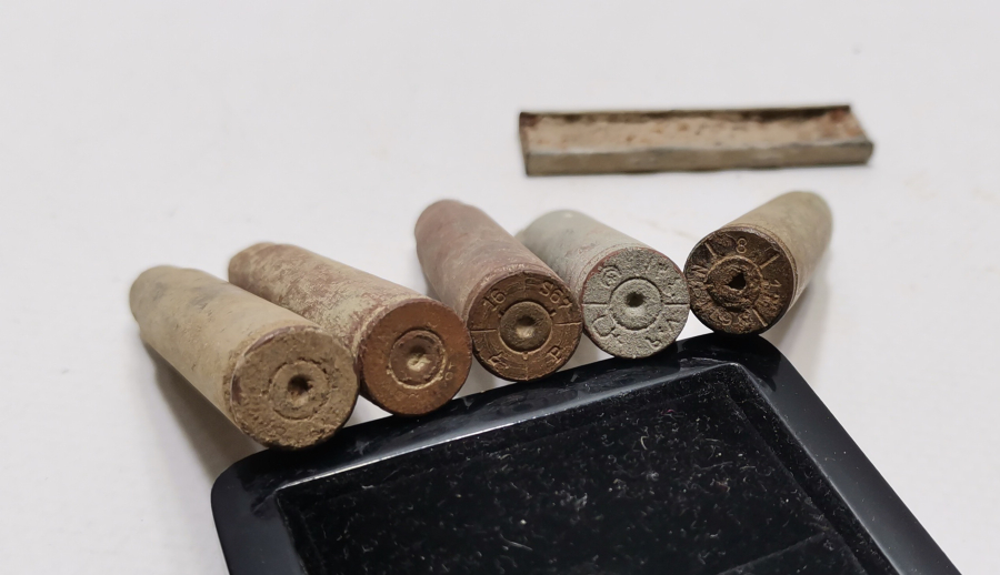 1. DÜNYA SAVAŞI DÖNEMİ OSMANLI VE İNGİLİZ MAVZER MERMİLERİ LOTU