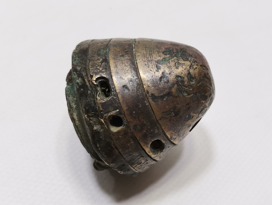 1. DÜNYA SAVAŞI DÖNEMİ ÜZERİ OSMANLICA YAZILI TOP MERMİSİ BAŞLIĞI