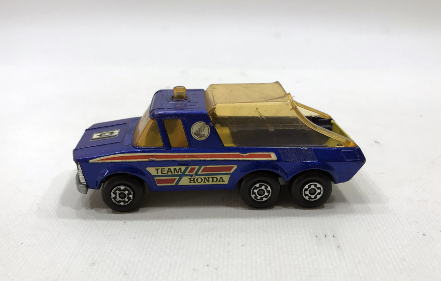 1974 TARİHLİ İNGİLİZ METAL OYUNCAK KAMYONET