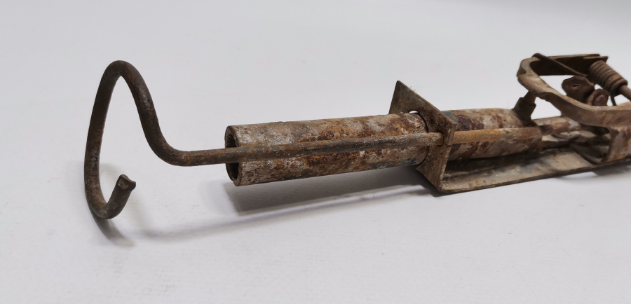 ANTİKA KÖSTEBEK TABANCASI