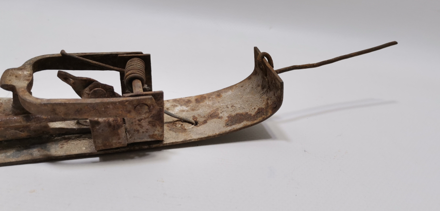 ANTİKA KÖSTEBEK TABANCASI