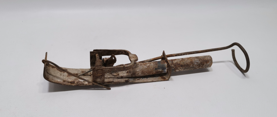 ANTİKA KÖSTEBEK TABANCASI