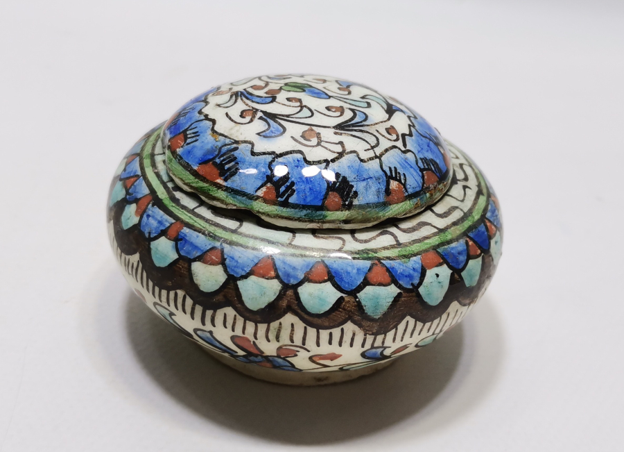 ANTİKA KÜTAHYA YAPIMI KAPAKLI ŞEKERLİK