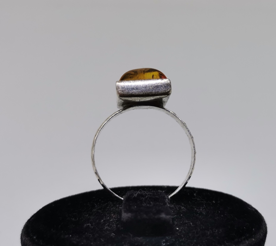 DAMLA KEHRİBAR TAŞLI ÖZEL YAPIM GÜMÜŞ YÜZÜK