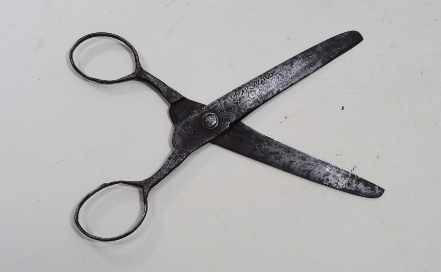 ÜZERİ OSMANLICA YAZILI OSMANLI DÖNEMİ EL DÖVME MAKAS