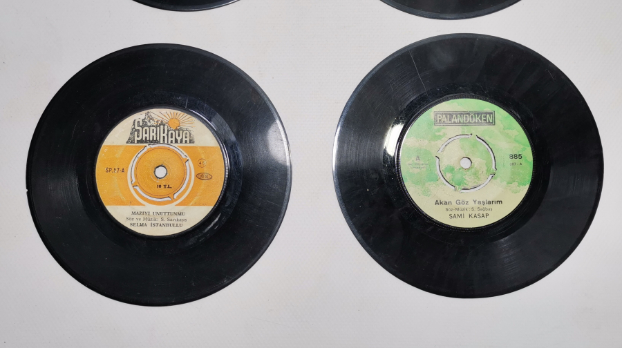 4 ADET ANTİKA 45 LİK PLAK