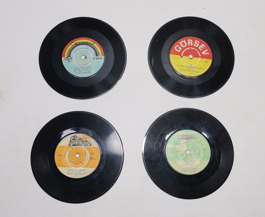 4 ADET ANTİKA 45 LİK PLAK