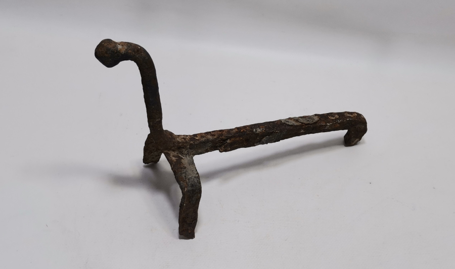 OSMANLI DÖNEMİ HAYVAN FORMUNDA YAPILMIŞ TEKKE İŞİ ODUN EŞEĞİ - ODUN TUTMACI