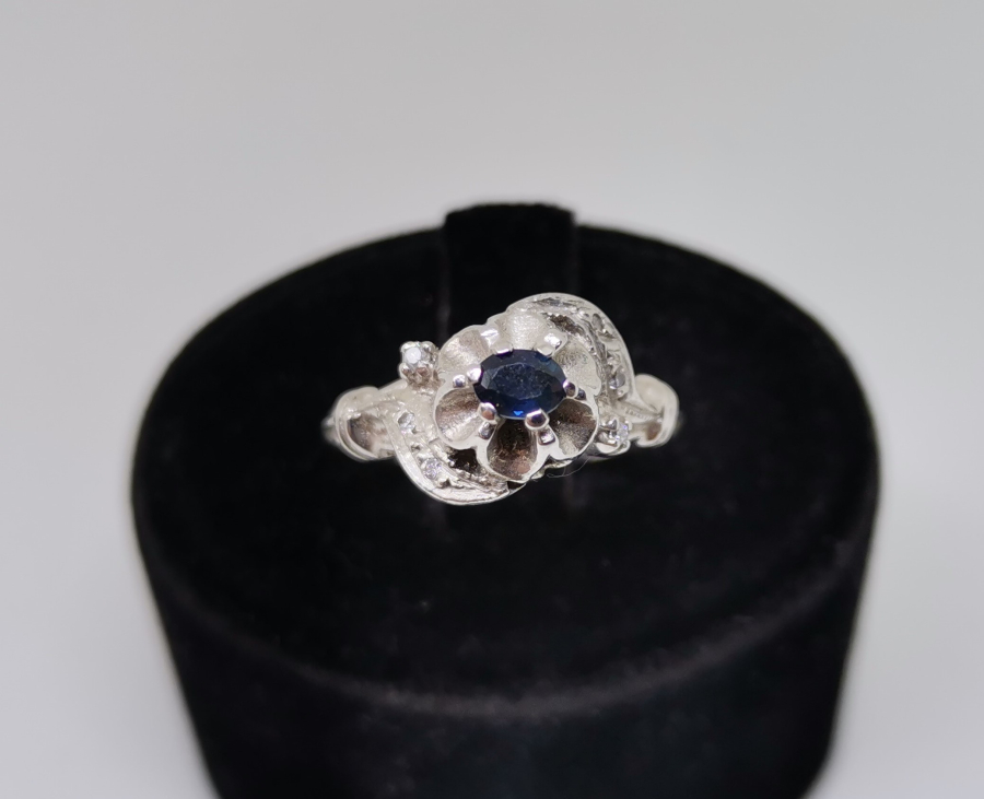 SAFİR VE PIRLANTA TAŞLI SALYANGOZ MODEL YÜZÜK