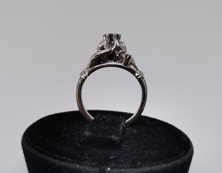 SAFİR VE PIRLANTA TAŞLI SALYANGOZ MODEL YÜZÜK