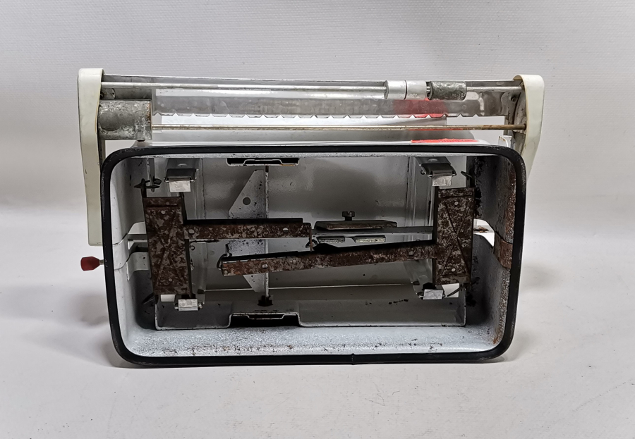 TIP TARİHİ - ANTİKA BEBEK TARTISI