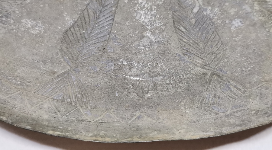 ÜZERİ OSMANLICA YAZILI SELVİ PALMETLİ OSMANLI DÖNEMİ KAHVE TEPSİSİ