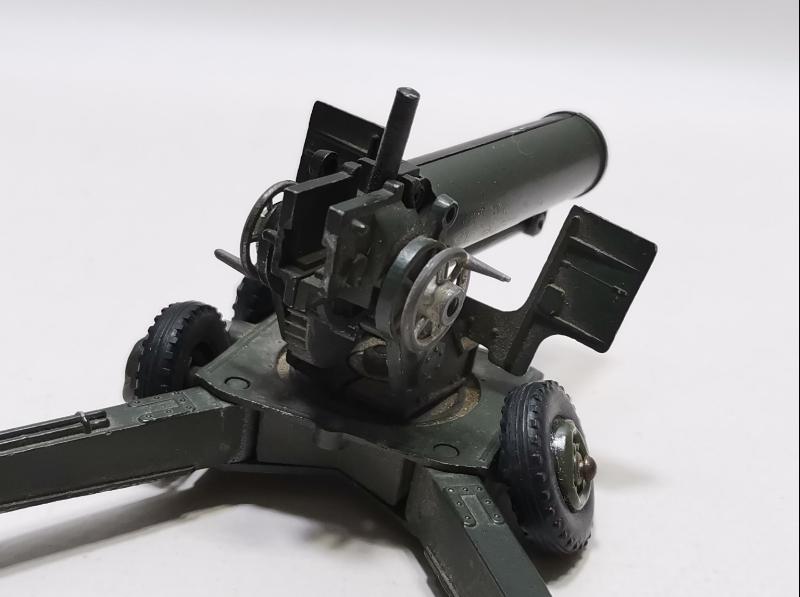 ANTİKA FRANSIS YAPIMI SOLIDO MARKA MODEL TOP ARABASI 