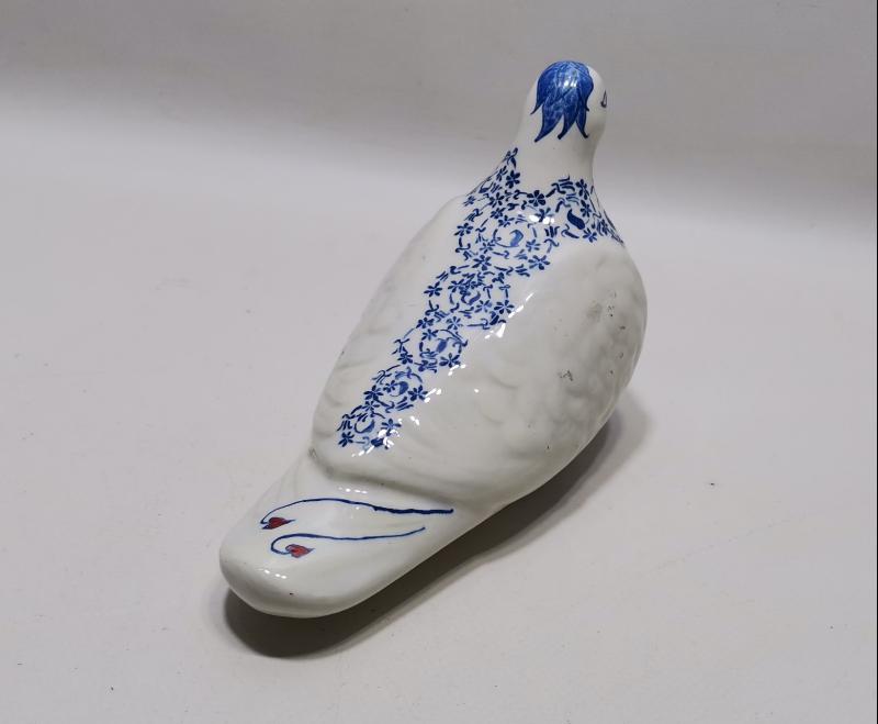 USTA DAMGALI KÜTAHYA SERAMİK GÜVERCİN BİBLOSU