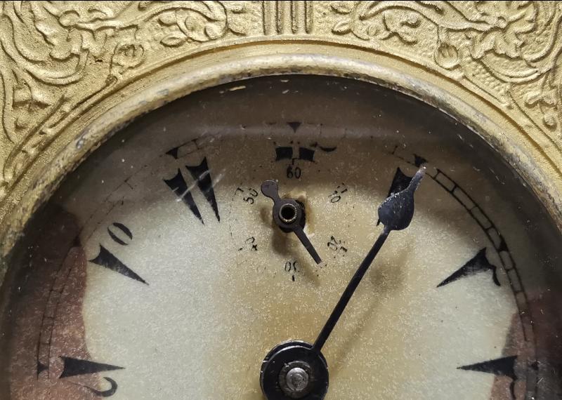 OSMANLI DÖNEMİ LATERNALI MASA SAATİ