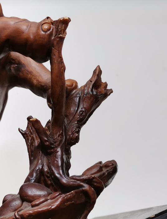 REÇİNE FİL BİBLOSU