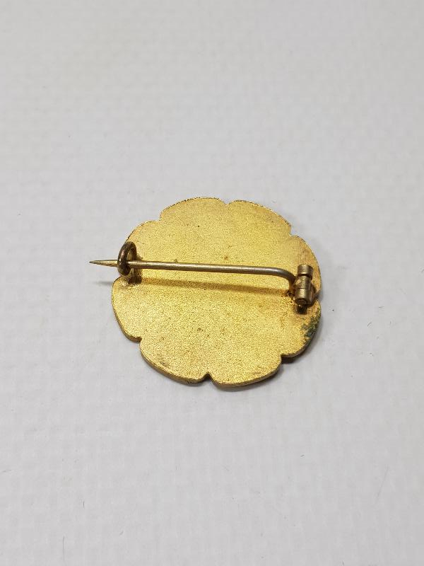 ALTIN KAPLAMA STALİN BROŞ 