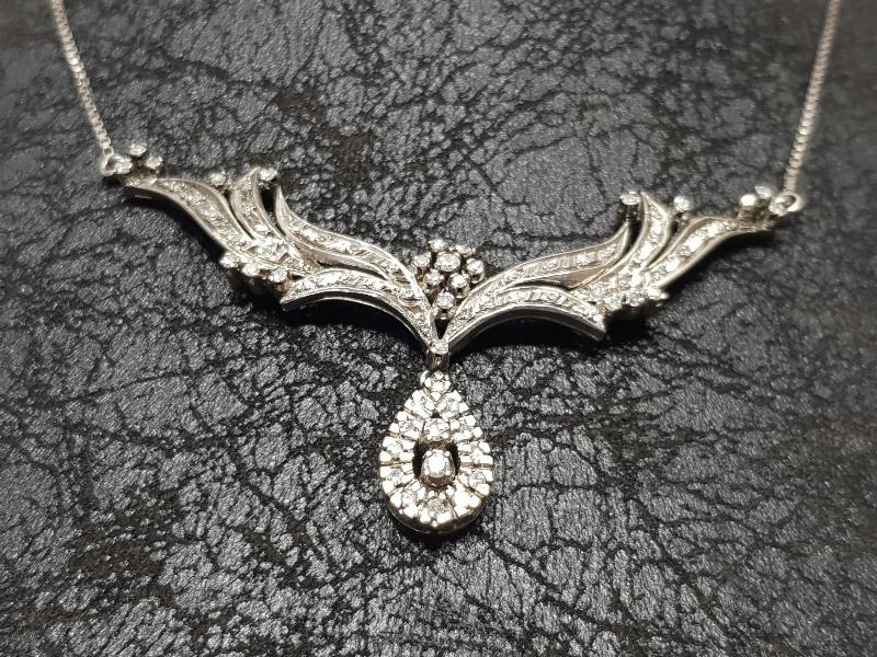 ANTİKA PIRLANTA GERDANLIK