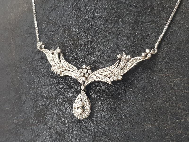 ANTİKA PIRLANTA GERDANLIK