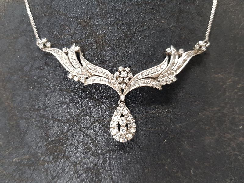 ANTİKA PIRLANTA GERDANLIK