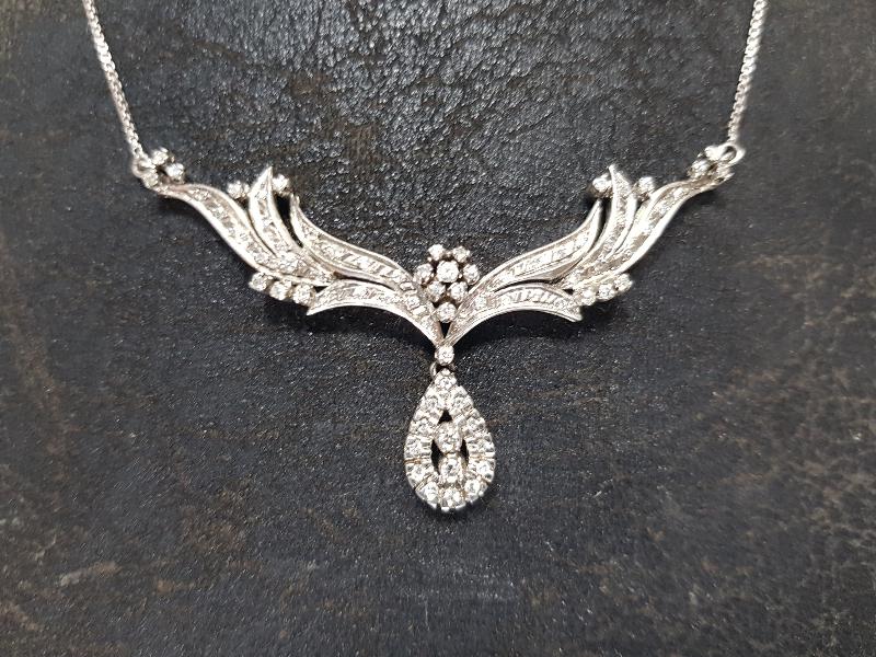 ANTİKA PIRLANTA GERDANLIK