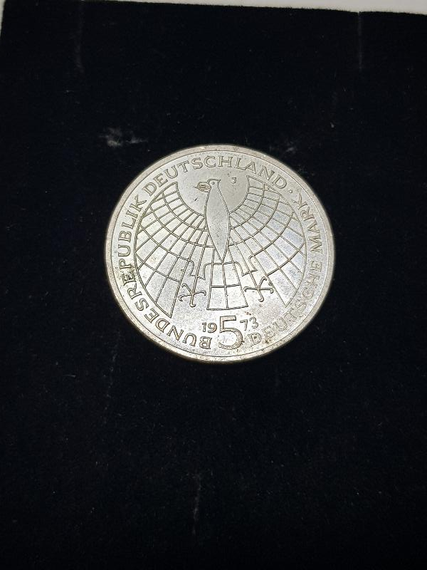 ÇİL KONDİSYONDA 1973 NİKOLA KOPERNİK VE GEZEGENLER TEMALI ALMANYA 5 MARK GÜMÜŞ HATIRA PARA