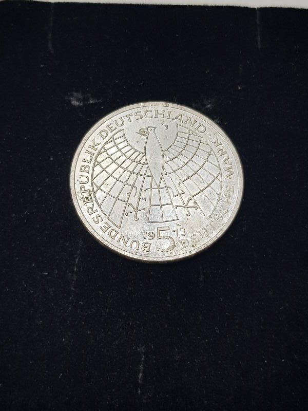 ÇİL KONDİSYONDA 1973 NİKOLA KOPERNİK VE GEZEGENLER TEMALI ALMANYA 5 MARK GÜMÜŞ HATIRA PARA