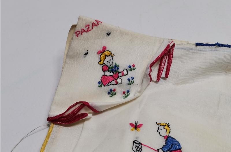 EĞİTİM TARİHİ: ESKİ İLKOKUL MENDİLLERİ