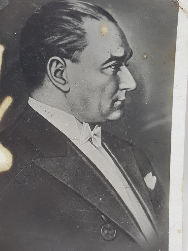1930'LARDAN ULU ÖNDERİMİZ KAMÂL ATATÜRK YAZILI KARTPOSTAL