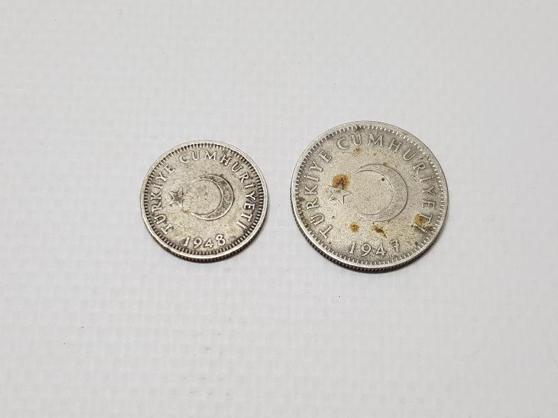 1947 TARİHLİ 1 LİRA VE 1948 TARİHLİ 50 KURUŞ GÜMÜŞ PARALAR