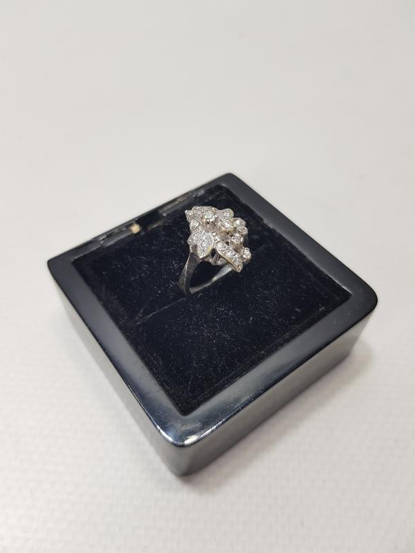 ANTİKA PIRLANTA YÜZÜK