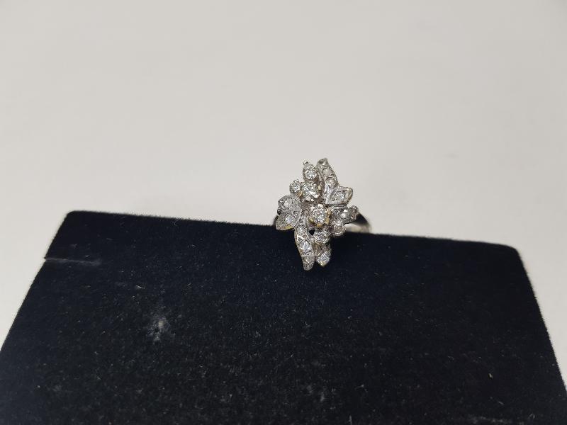 ANTİKA PIRLANTA YÜZÜK