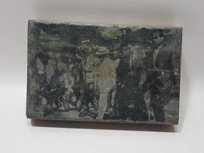 ATATÜRK, İSMET İNÖNÜ VE BERABERİNDEKİLER KONULU MATBAA KLİŞESİ