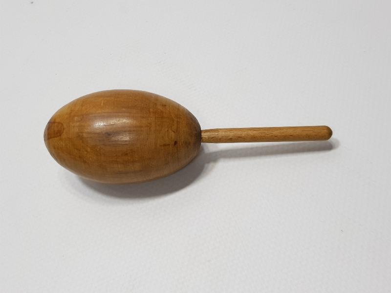 OSMANLI DÖNEMİ TEKSTİL YAPIMINDA KULLANILAN AHŞAP SAPLI İĞNE