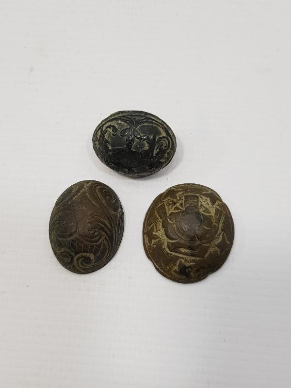 OSMANLI DÖNEMİ ÜÇ ADET PİŞTOV KUBURU