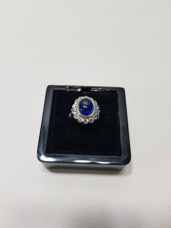 SAFİR VE ELMAS TAŞLI ANTİKA ALTIN YÜZÜK