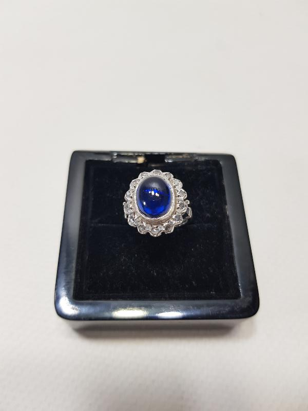 SAFİR VE ELMAS TAŞLI ANTİKA ALTIN YÜZÜK