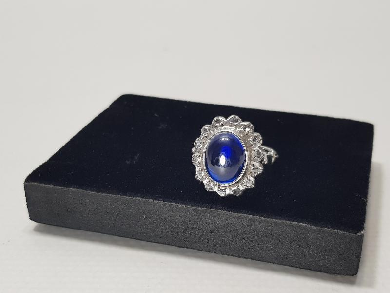 SAFİR VE ELMAS TAŞLI ANTİKA ALTIN YÜZÜK