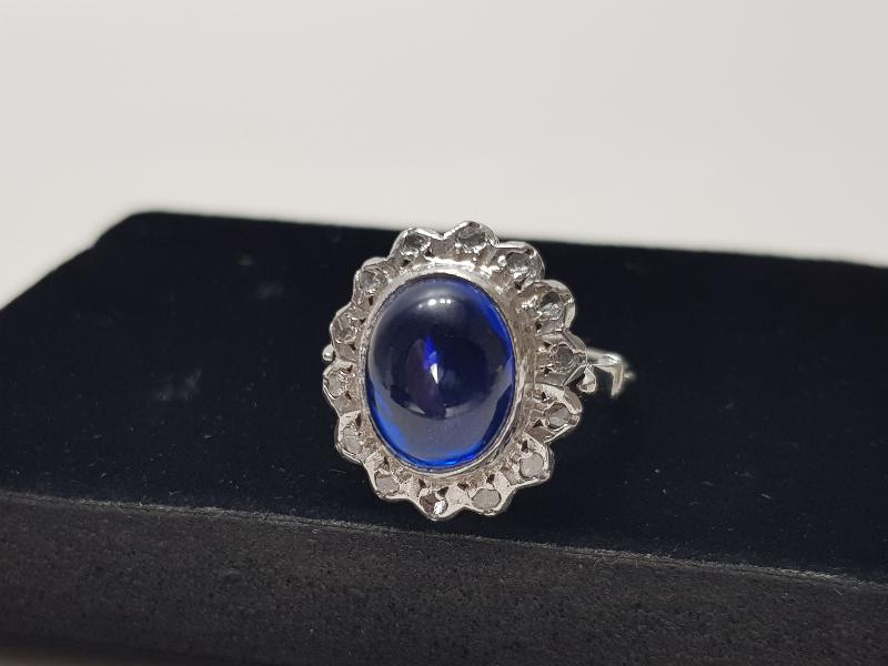 SAFİR VE ELMAS TAŞLI ANTİKA ALTIN YÜZÜK