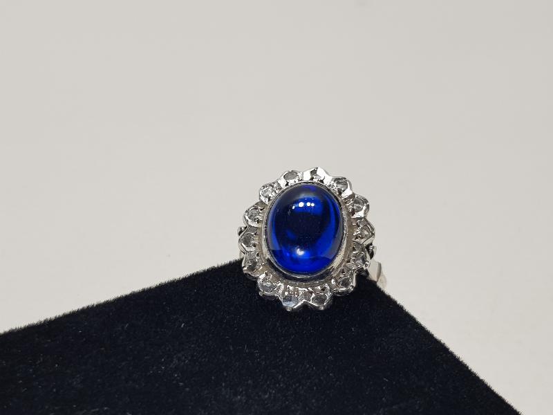 SAFİR VE ELMAS TAŞLI ANTİKA ALTIN YÜZÜK