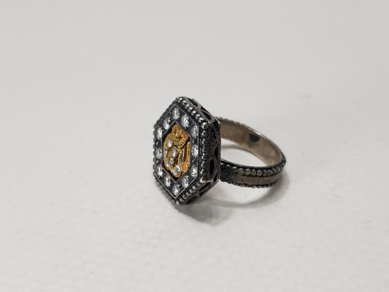 ÜZERİNDA ALLAH CC YAZILI GÜMÜŞ YÜZÜK