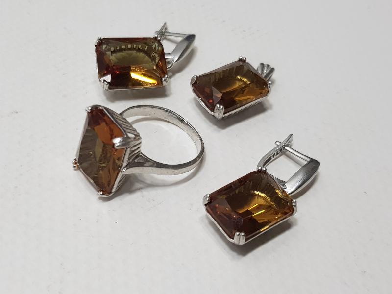 ZULTANİT TAŞLI GÜMÜŞ TAKI SETİ