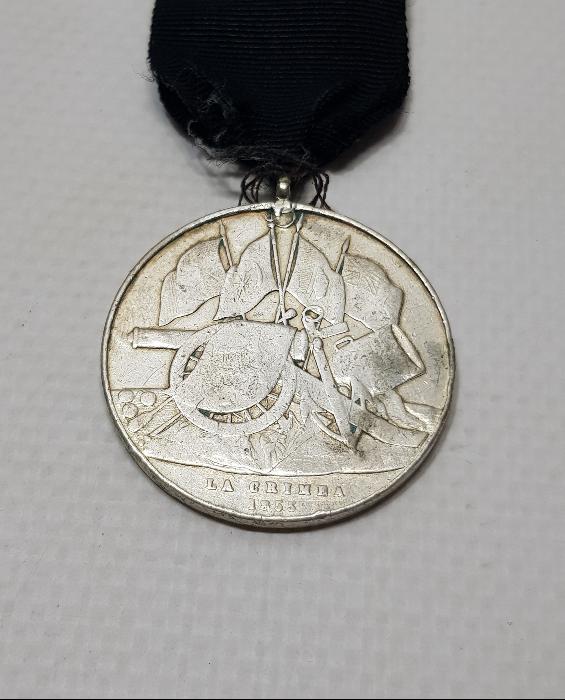 OSMANLI DÖNEMİ ORJİNAL ASKISIYLA GÜMÜŞ KIRIM MADALYASI 