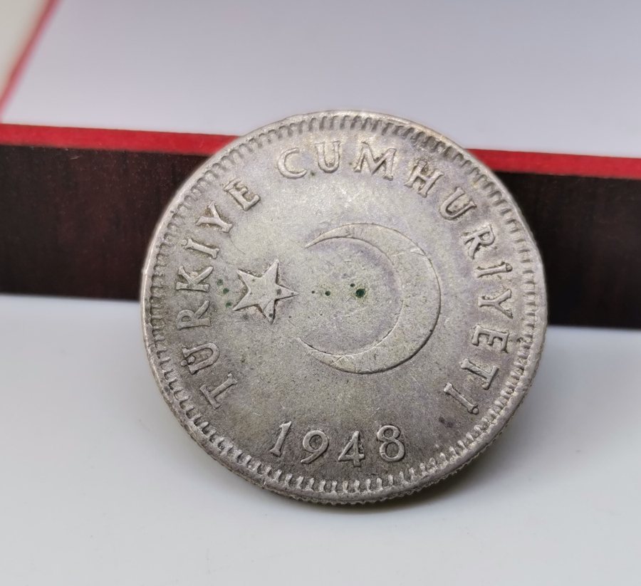 1948 YILI GÜMÜŞ 1 LİRA - TÜRKİYE CUMHURİYETİ'NİN TEDAVULDEKİ SON GÜMÜŞ PARASI