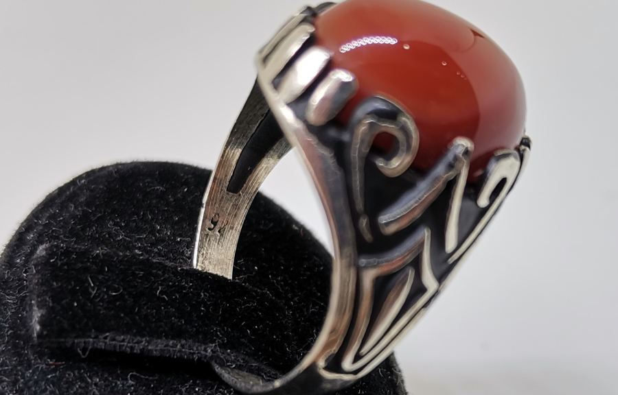 AKİK TAŞLI GÜMÜŞ ERKEK YÜZÜĞÜ