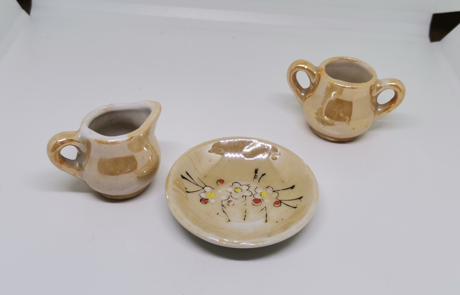 ESKİ JAPON YAPIMI EL BOYAMA MİNYATÜR ÇAY TAKIMI