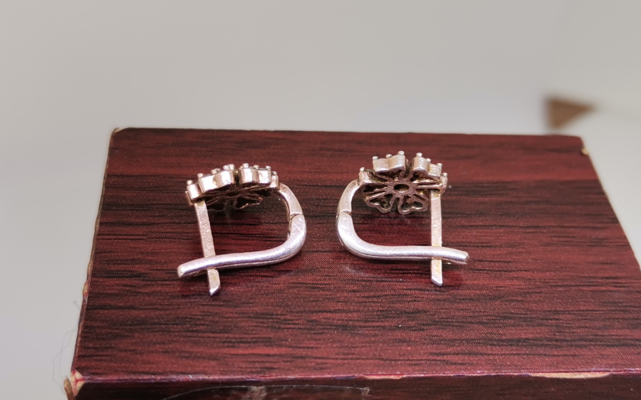 GÜMÜŞ ÜZERİ ALTIN KAPLAMA MARGAZİT TAŞLI KÜPE