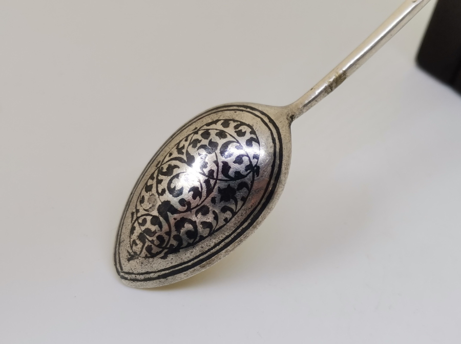  ORAK ÇEKİÇ DAMGALI SOVYET RUSYA YAPIMI SAVATLI GÜMÜŞ KAŞIK