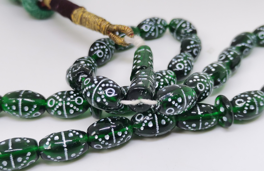 ORJİNAL PÜSKÜLÜYLE OSMANLI DÖNEMİ NADİR RENKTE BEYKOZ TESPİH